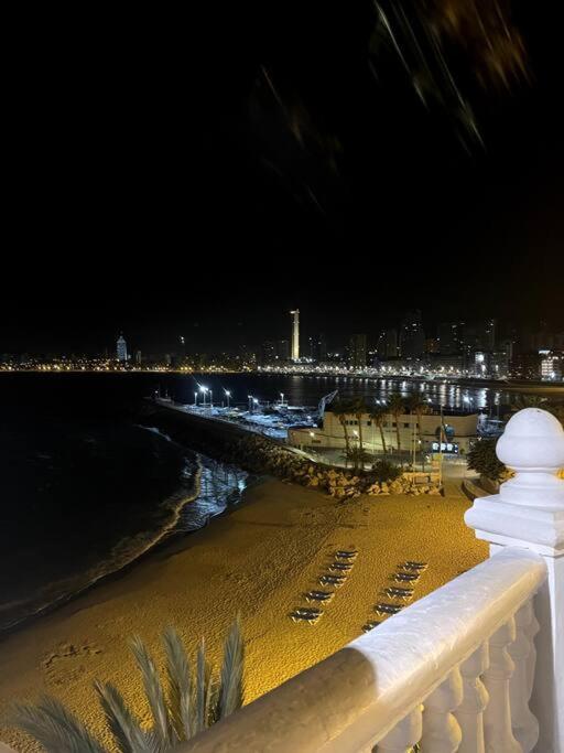 Apartamento Centrico Y En Primera Linea De Playa Διαμέρισμα Μπένιντορμ Εξωτερικό φωτογραφία